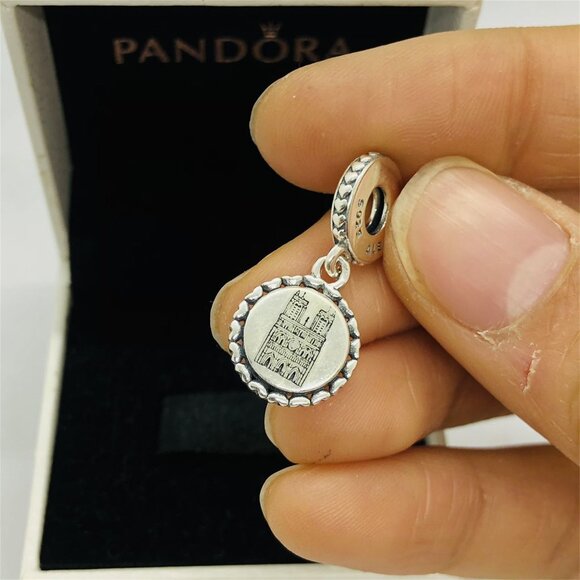 ✨🔥Pandora Paris Charm Notre Charm Dame Charm Travel Charm - Picture 3 of 5